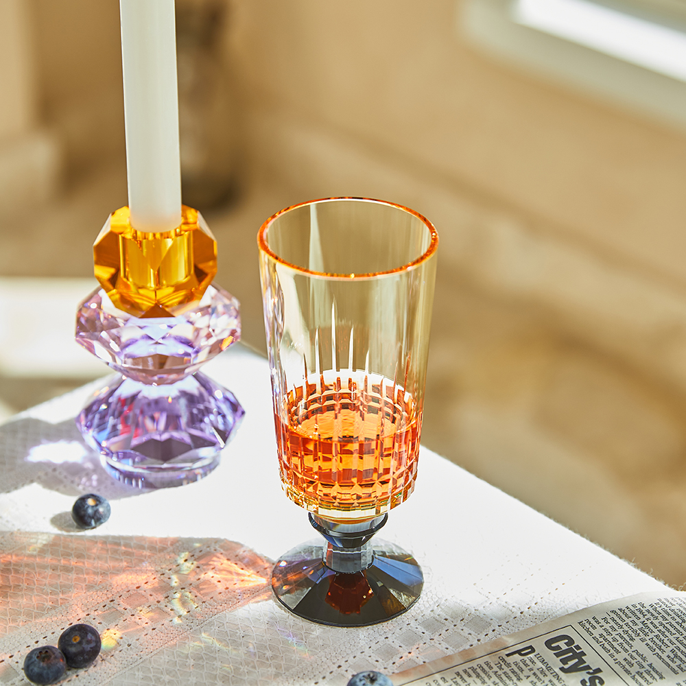 Brown crystal red wine glasses